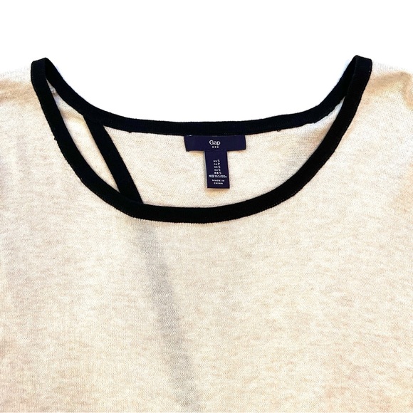 Gap Ivory White & Black Open Back w Fold Over Wrap Split Back Sweater Small EUC - Picture 3 of 7